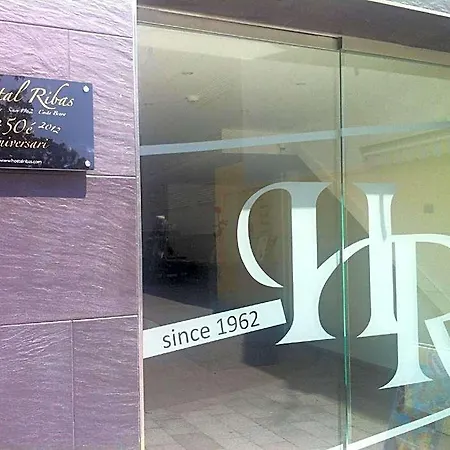 Hotel Ribas *